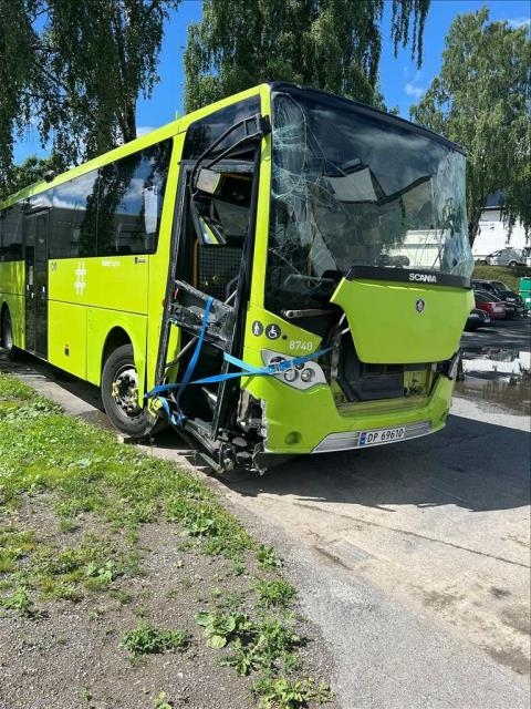 Buss Scania Omniexpress 2007-2015 -340 -340, Motorkode: DC09 108 K01, Girkassekode: GR875R