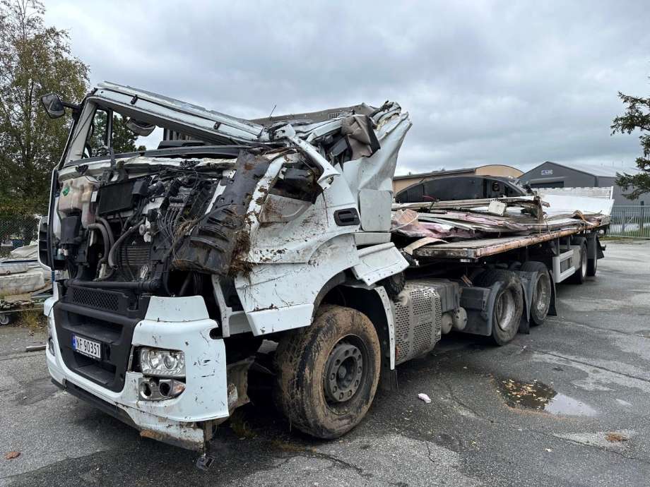 Lastebil Iveco Stralis, 2012-2019  delebil 