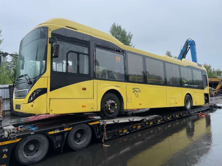 Buss Volvo B5R, 2012->>  delebil , Motorkode: D5K240, Girkassekode: AT2412E