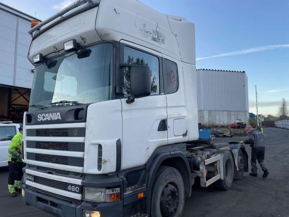 Lastebil Scania 4-Serie R 1995-2003 , Motorkode: DSC14 15 L02, Girkassekode: GRS900R