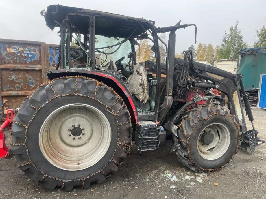 Traktor Massey-Ferguson 4710 0-->> delebil , Motorkode: , Girkassekode: 