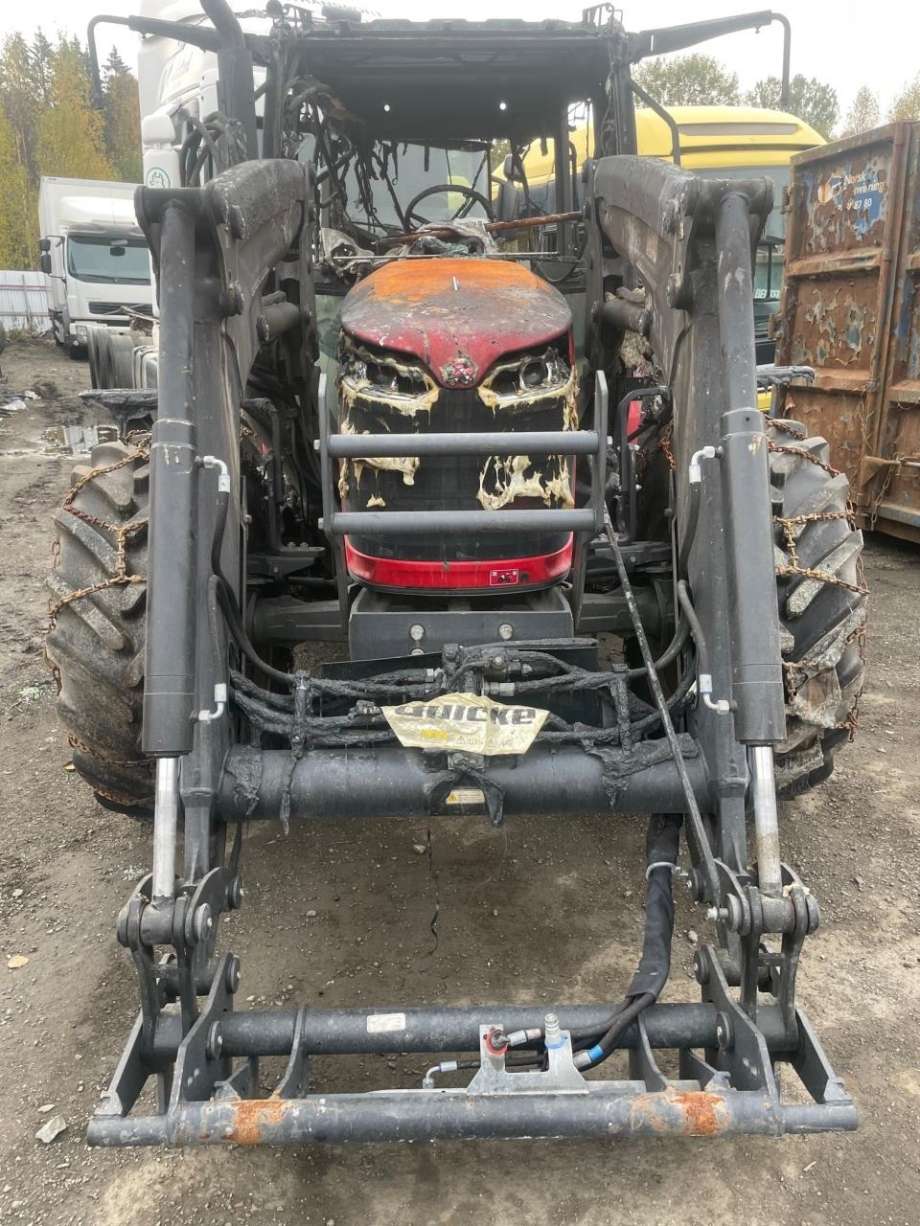 Traktor Massey-Ferguson 4710 0-->> delebil , Motorkode: , Girkassekode: 