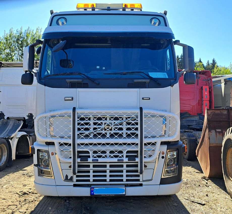 Lastebil Volvo FH, 2002-2008 (Versjon 2) (Versjon 2) delebil , Motorkode: D16E580, Girkassekode: ATO3112C