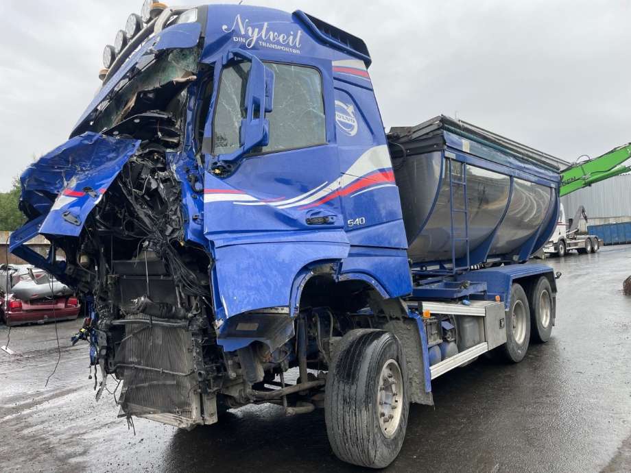 Lastebil Volvo FH, 2014-2020 (Versjon 4) (Versjon 4) delebil , Motorkode: D13K540, Girkassekode: ATO2612F ASO-C