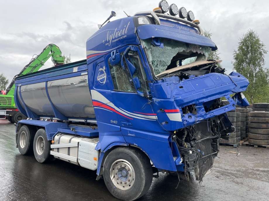 Lastebil Volvo FH 2014-2020 (Versjon 4) delebil , Motorkode: D13K540, Girkassekode: ATO2612F ASO-C