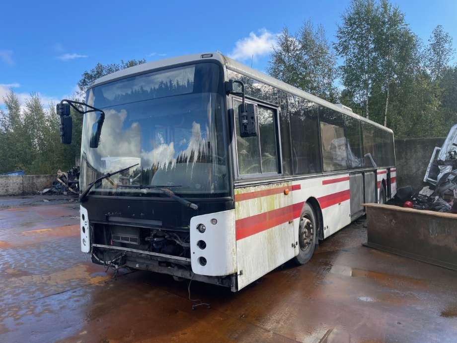 Buss Volvo B7RLE, 2001->>  delebil 