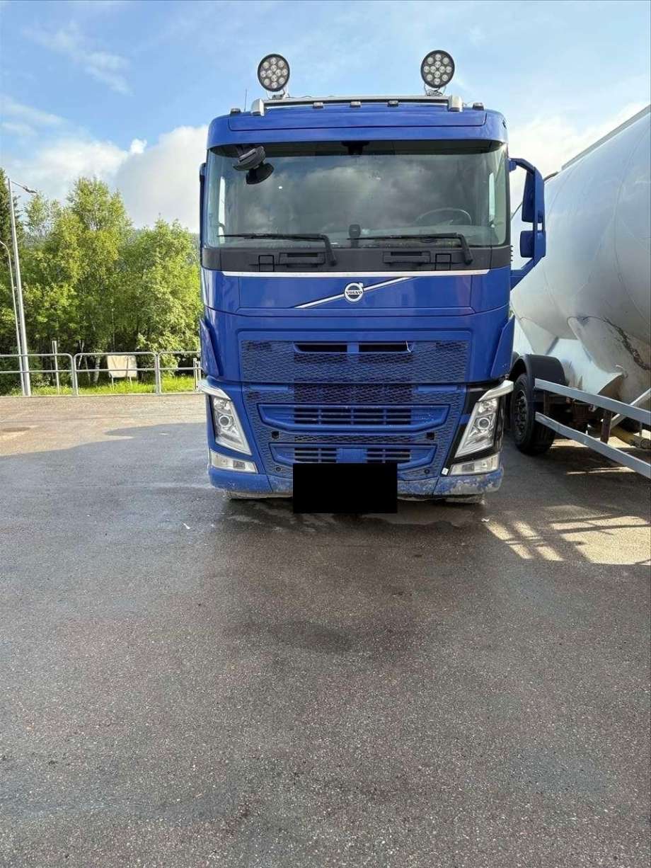 Lastebil Volvo FH 2014-2020 (Versjon 4) (Versjon 4), Motorkode: D13K540 (K2*A), Girkassekode: ATO2612E