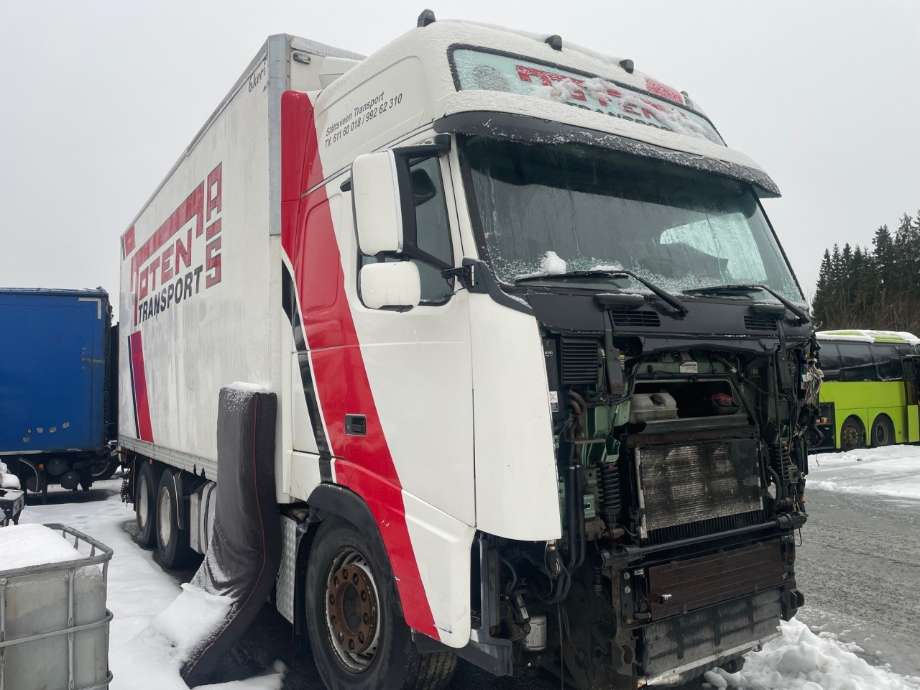 Lastebil Volvo FH 2002-2008 (Versjon 2) delebil , Motorkode: , Girkassekode: 