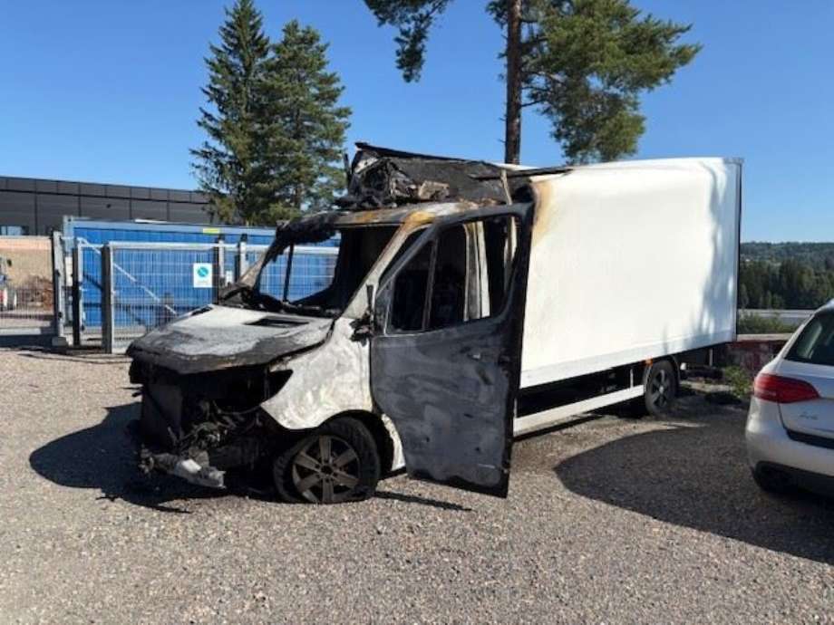 Mercedes Sprinter 2018-->> (907/910) (907/910), Motorkode: 654, Girkassekode:
