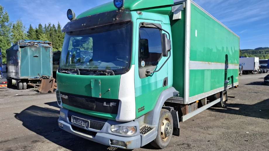 Lastebil DAF LF, 2001->>  delebil 