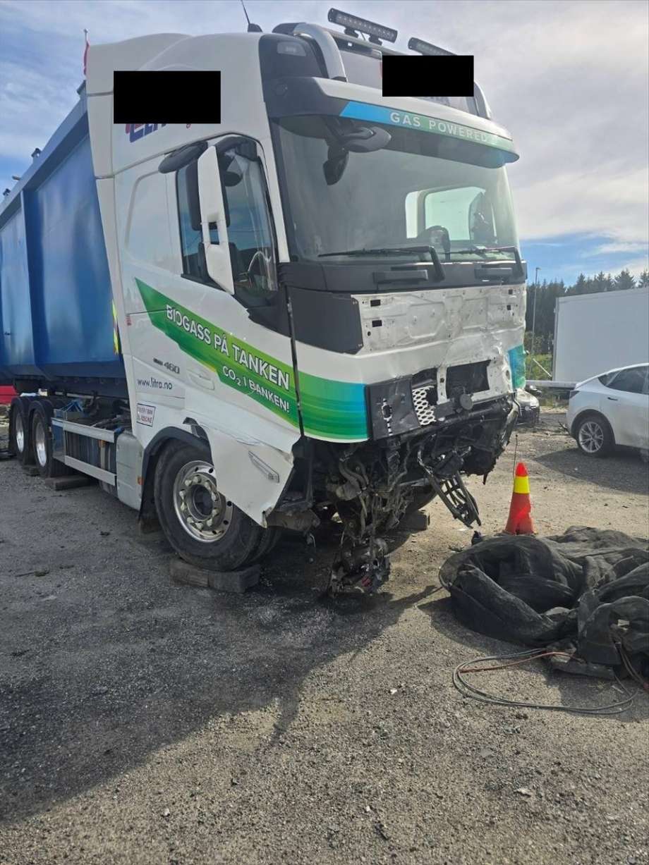 Lastebil Volvo FH, 2021->> (Versjon 5) (Versjon 5) delebil , Motorkode: G13C460 K5*A, Girkassekode: AT2612F