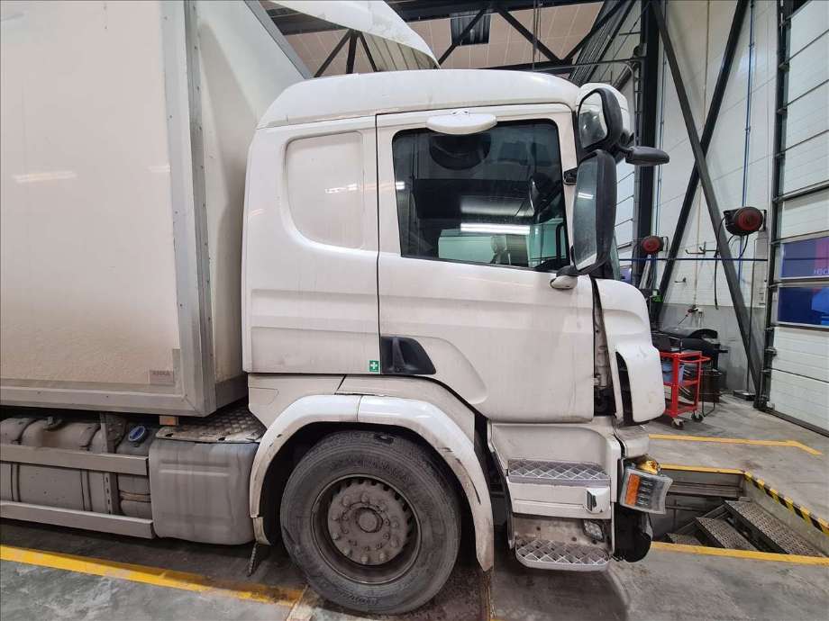 Lastebil Scania PGRT-Serie P 2004-2015 delebil , Motorkode: DC09133L01, Girkassekode: 