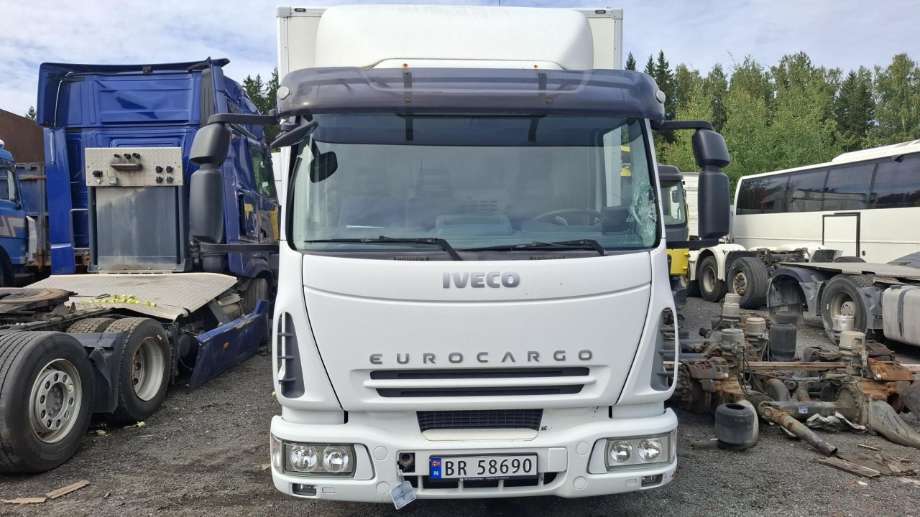 Lastebil Iveco EuroCargo 2002-2008 (Type II) delebil , Motorkode: , Girkassekode: