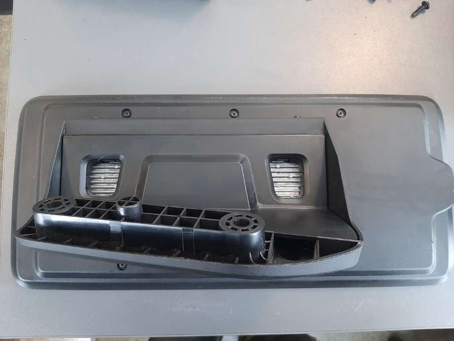 Speil venstre til Lastebil Mercedes Actros 5 2019-->>  (MB / BOSH|A0004461234|A9605421491|A9608114314)