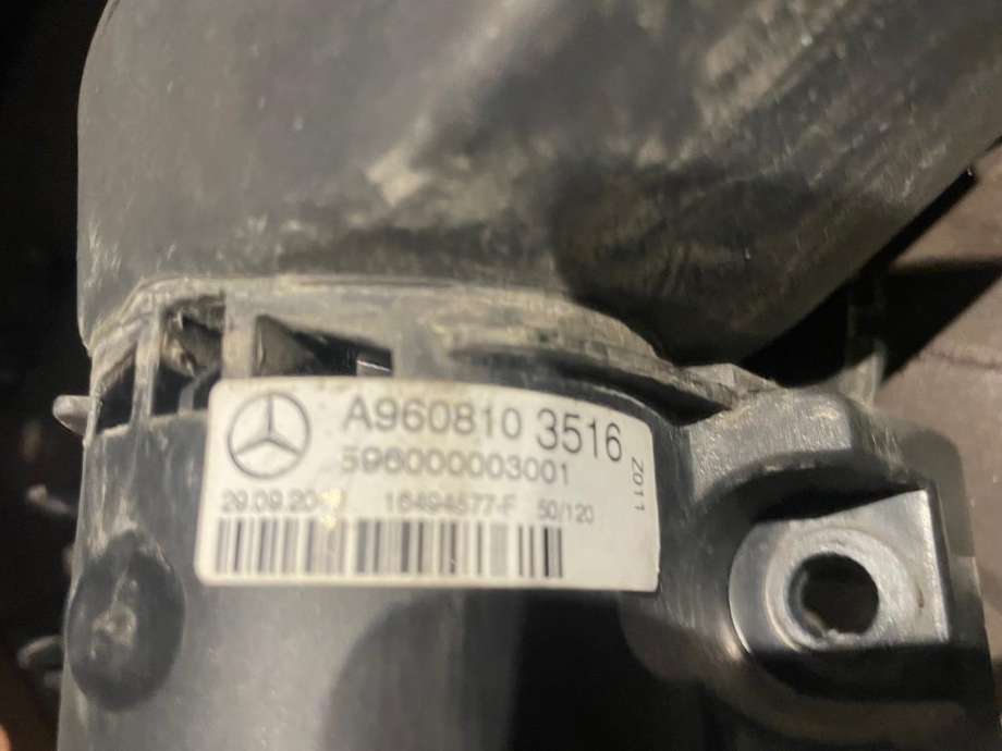 Speil venstre til Lastebil Mercedes Actros 4 2011-2018  (MERCEDES-BENZ|A9608103516|)