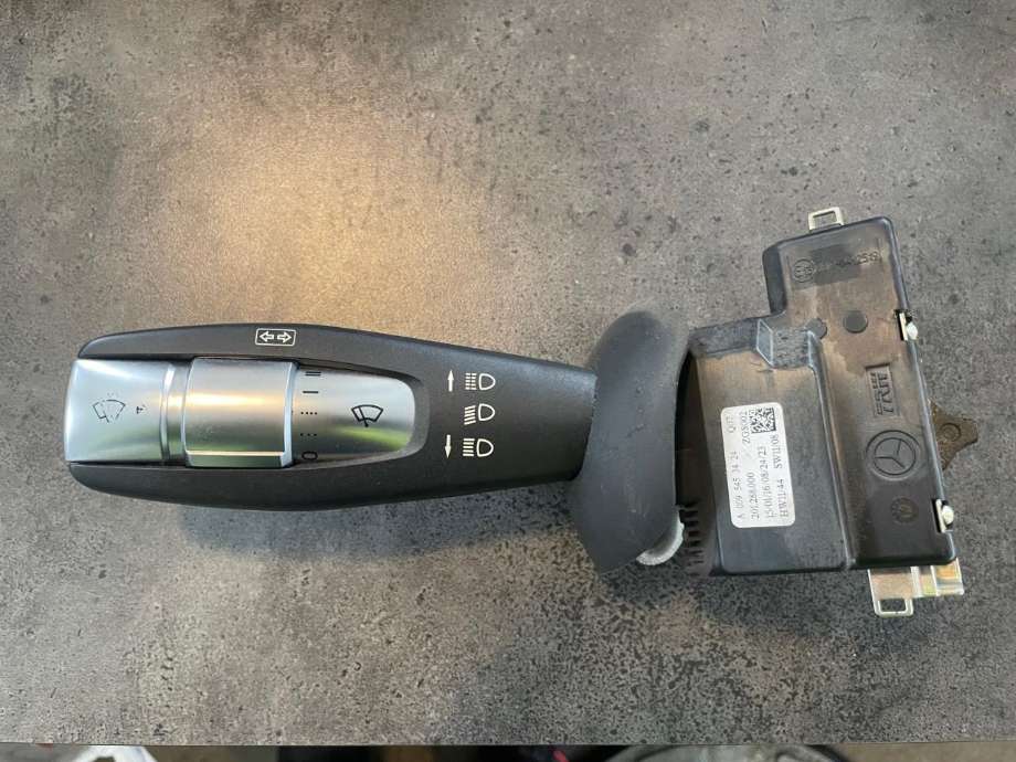 Bryter blink til Lastebil Mercedes Actros 4, 2011-2018  (MERCEDES-BENZ|A0095453424)