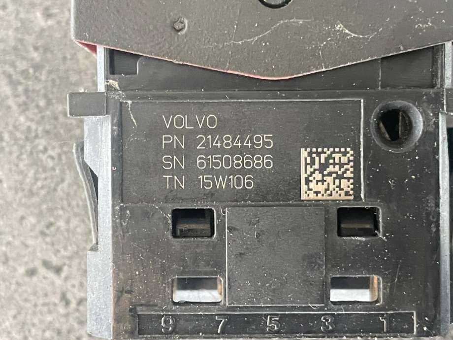 Bryter diverse til Lastebil Volvo FM 2014-2020 (Versjon 4) (Versjon 4) (VOLVO|21788951|22026373|21484495)