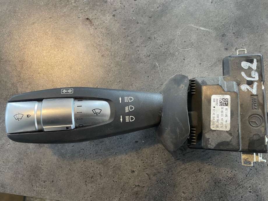 Bryter blink til Lastebil Mercedes Actros 4, 2011-2018  (MERCEDES-BENZ|A0095453424)