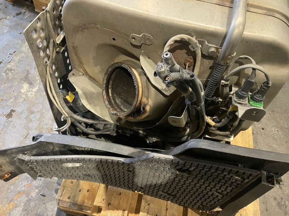 Eksosanlegg katalysator til Lastebil Mercedes Actros 4 2011-2018  (MERCEDES-BENZ|A0074906512|)