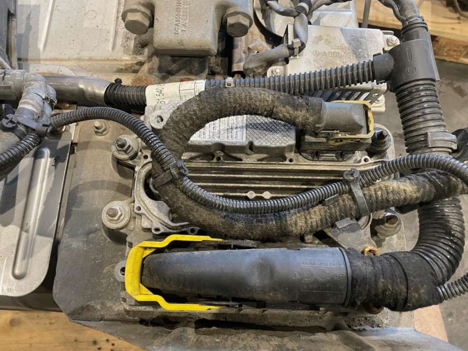 Eksosanlegg katalysator til Lastebil Mercedes Actros 4 2011-2018  (MERCEDES-BENZ|A0074906512|)