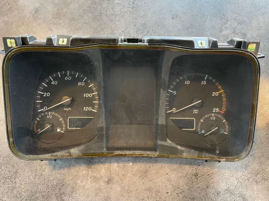 Instrumentpanel til Lastebil Mercedes Actros 4, 2011-2018  (MERCEDES|A9614462021)