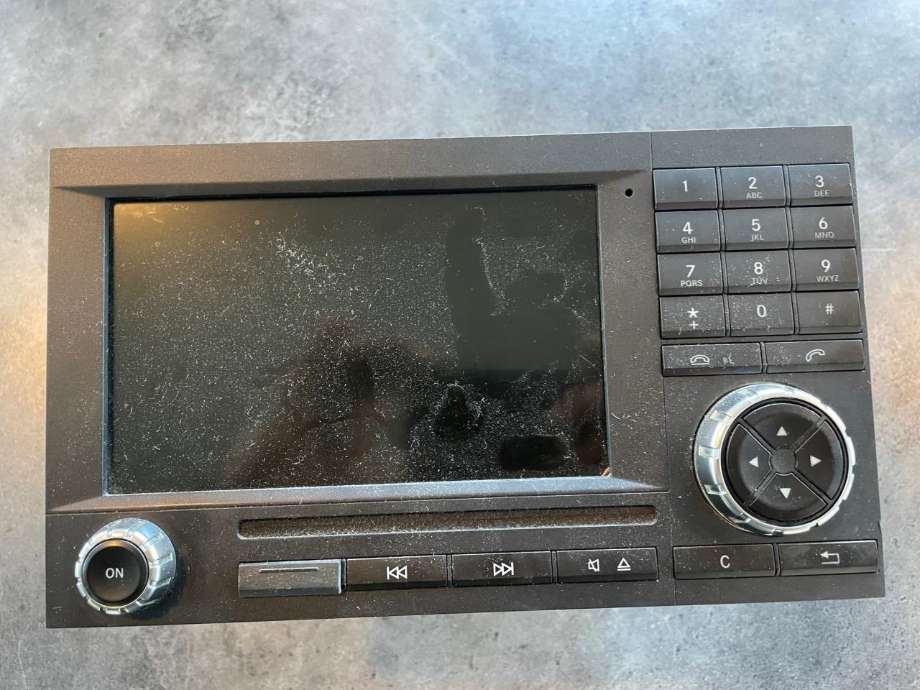 Multimedia display (MCU - Media Controller Unit) til Lastebil Mercedes Actros 4, 2011-2018  (MERCEDES-BENZ|A0004466762)