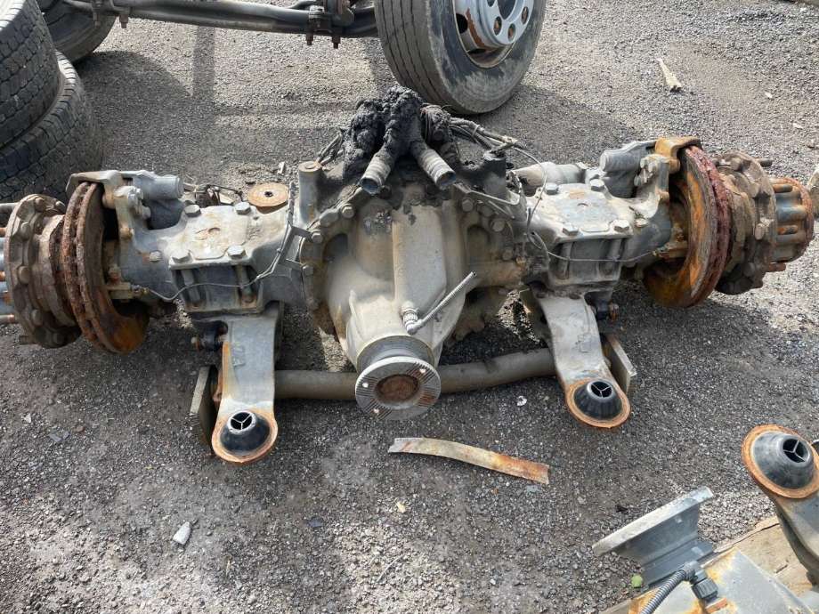 Bakaksel til Lastebil Mercedes Actros 4, 2011-2018  (748595M687676)