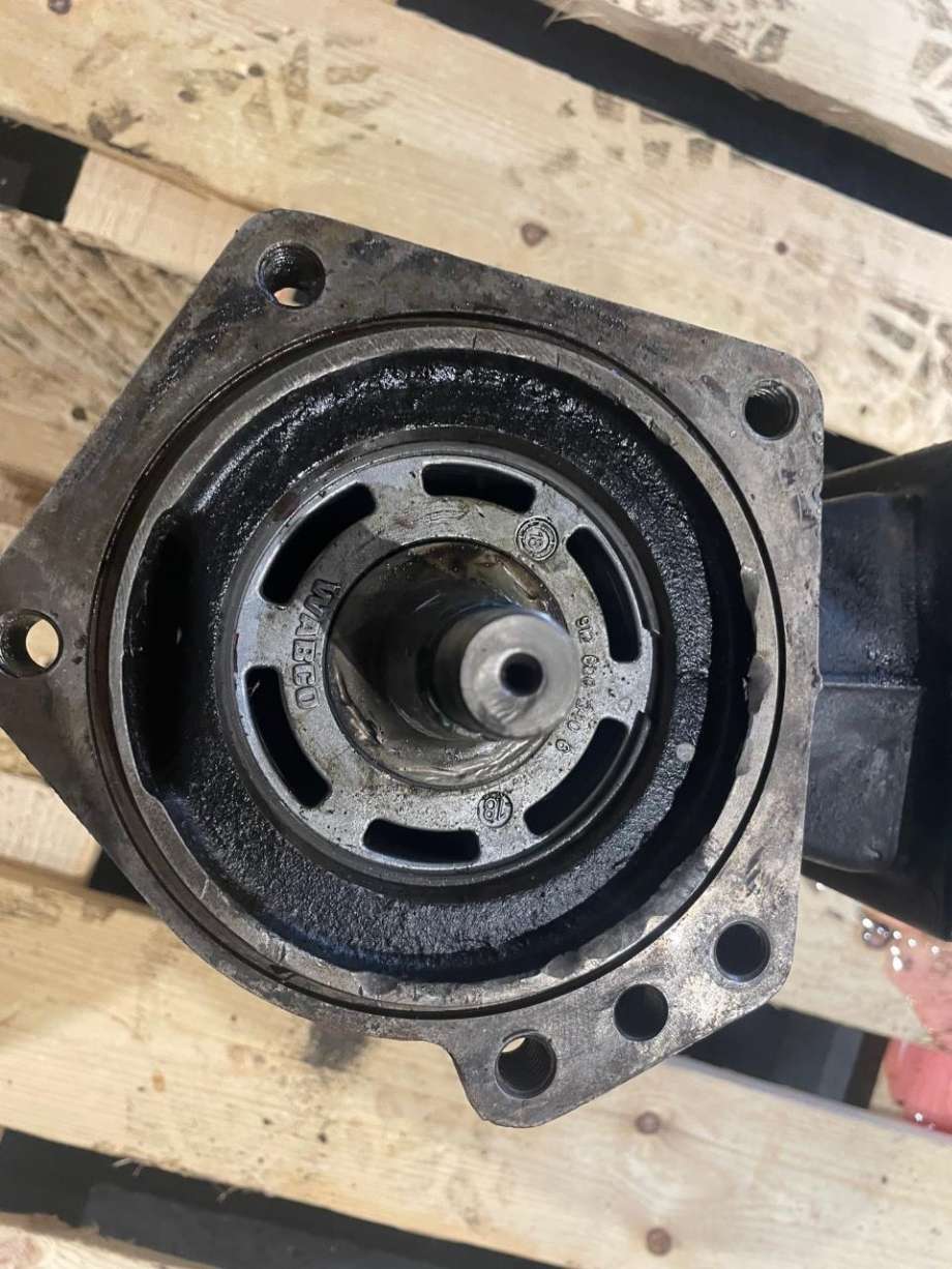 Kompressor nivå/luft til Buss Volvo 8700 2003-2011 (POLEN) (POLEN) (VOLVO|85000648|912.512.006.0|9125120060)