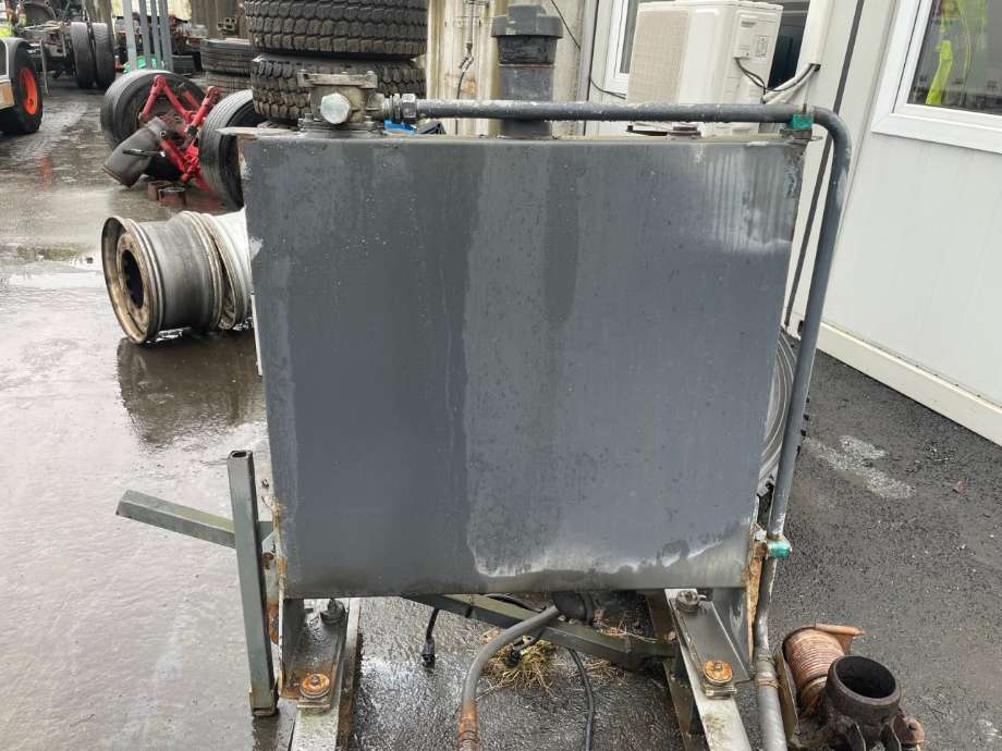 Hydraulikk tank til Lastebil Scania 4-Serie R 1995-2003