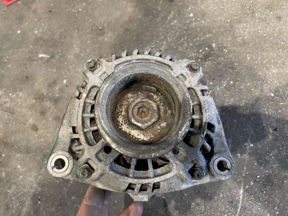Dynamo til Buss Volvo 8900 2012-->>  (VOLVO|21289221|85003257|20898062)
