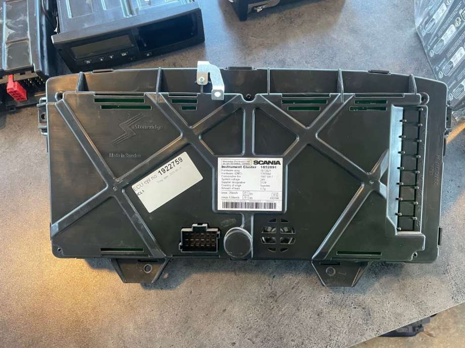 Instrumentpanel til Lastebil Scania PGRT-Serie P 2004-2015  (SCANIA|1852891|1922759|1852898)