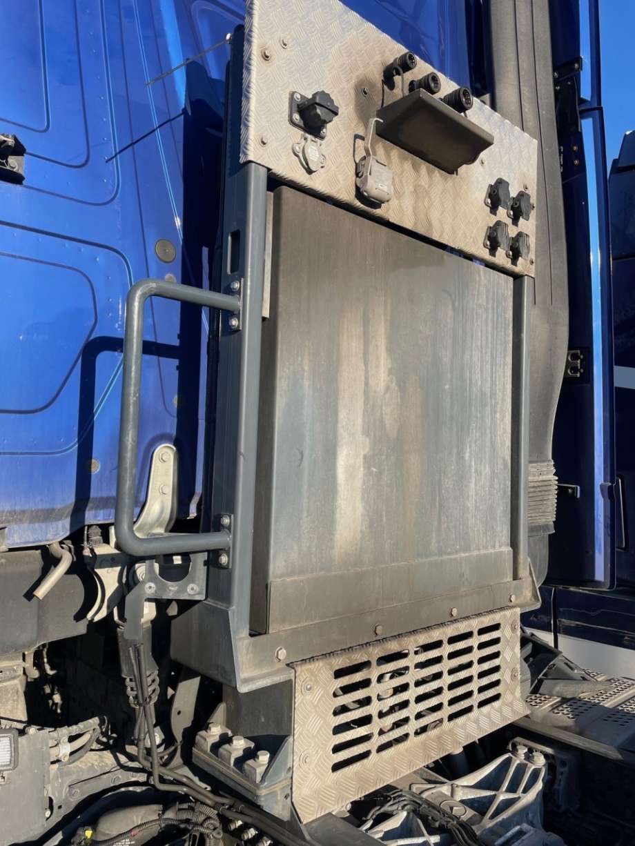 Hydraulikk tank til Lastebil Mercedes Actros 5, 2019-->>  