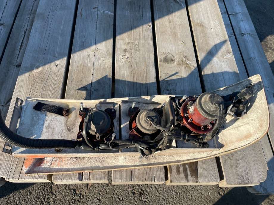 Frontlykt høyre halogen til Buss Volvo B12B 1991-2011  (VOLVO|)