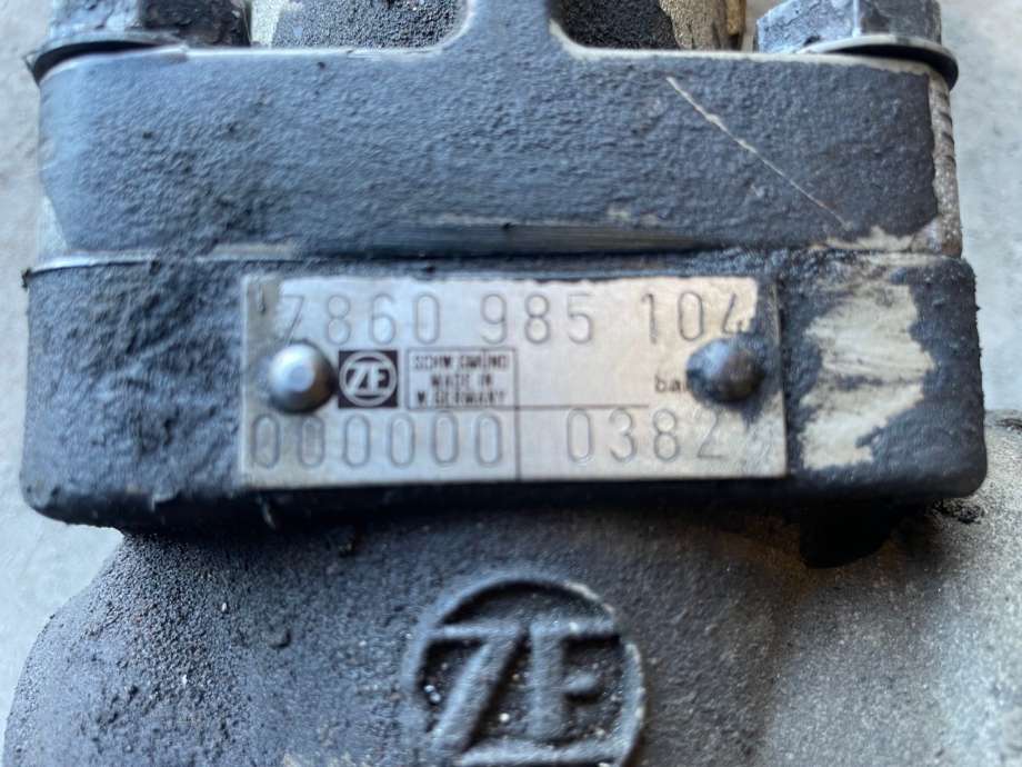 Rattaksel ledd til Buss Volvo B10M 1981-2001  (7860985104|)
