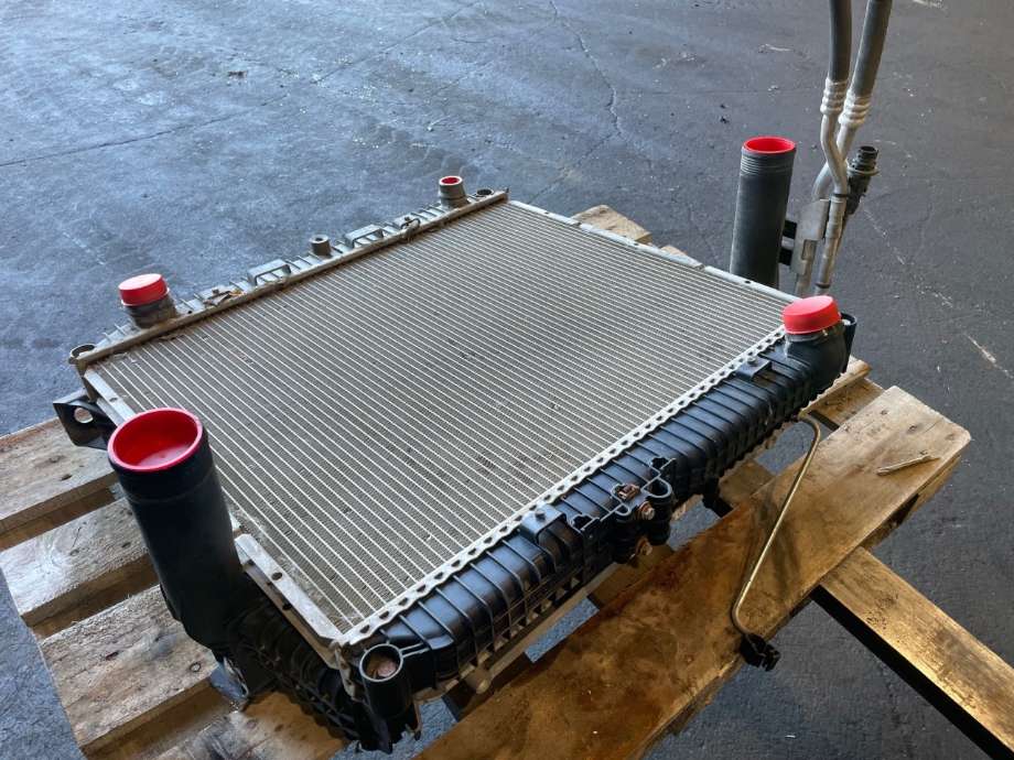 Radiatorpakke til Lastebil Mercedes Atego 3 2013-->>  (A9675000301|A9675000101|A9705000154)