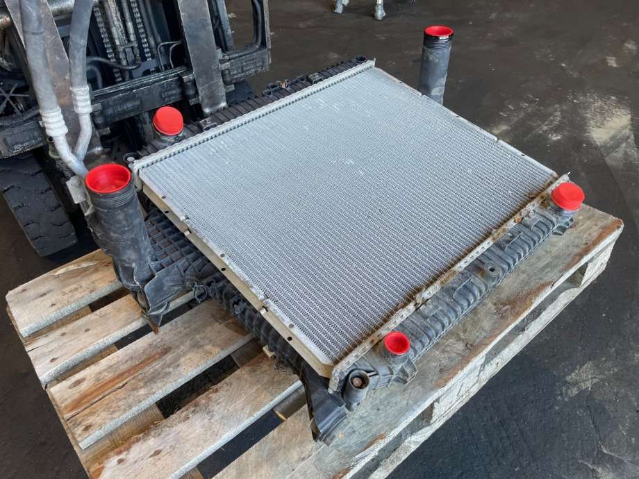 Radiatorpakke til Lastebil Mercedes Atego 3 2013-->>  (A9675000301|A9675000101|A9705000154)
