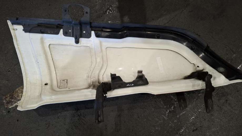 Grill høyre til Lastebil Scania LPGRS-Serie R, 2018-->>  (2230757)