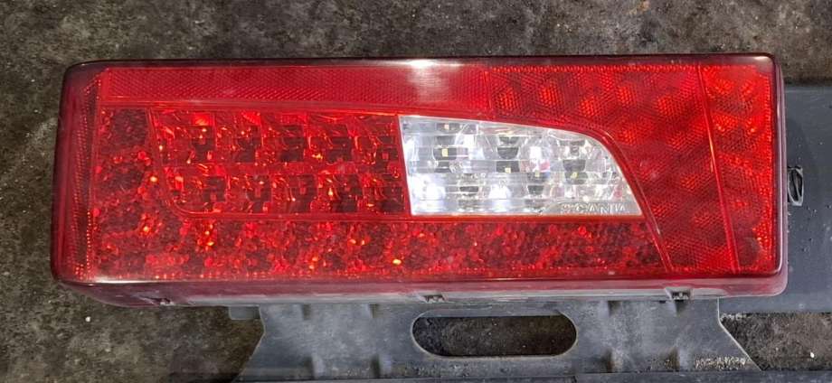 Baklykt venstre til Lastebil Scania LPGRS-Serie R, 2018-->>  (2380955)