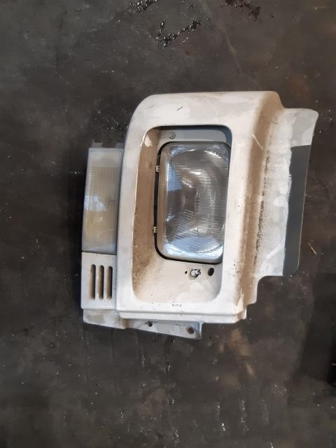 Frontlykt høyre halogen til Lastebil Volvo FH, 1998-2001 (Versjon 1) (Versjon 1) (VOLVO|)