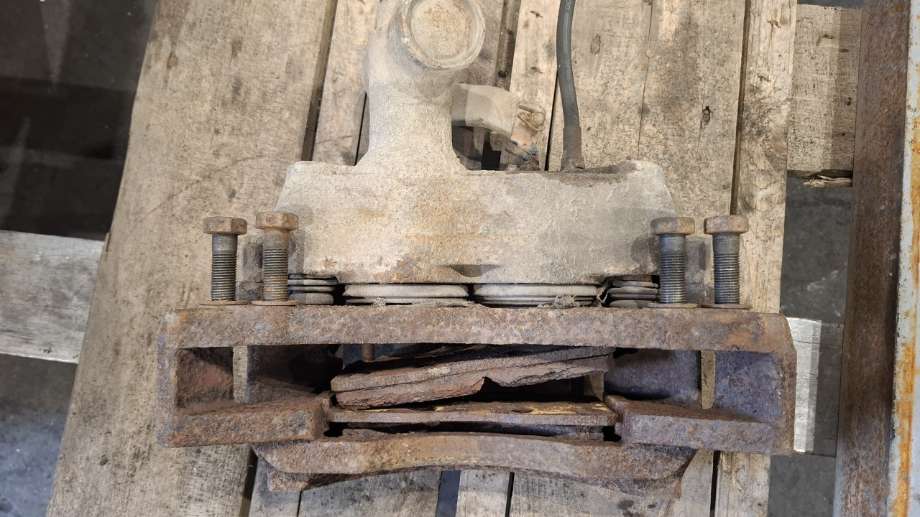 Bremsecaliper venstre bak til Lastebil Volvo FL 1986-1995 (|6779554)