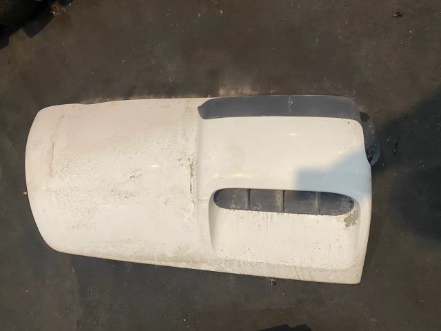 Skjerm venstre foran til Lastebil Scania 4-Serie R 1995-2003  (SCANIA|)