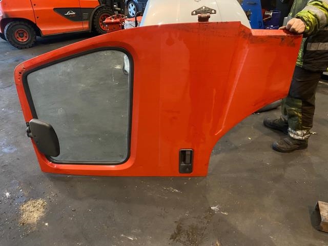 Dør høyre 2dørs til Lastebil Volvo FM, 2002-2008 (Versjon 2) (Versjon 2) (VOLVO|)