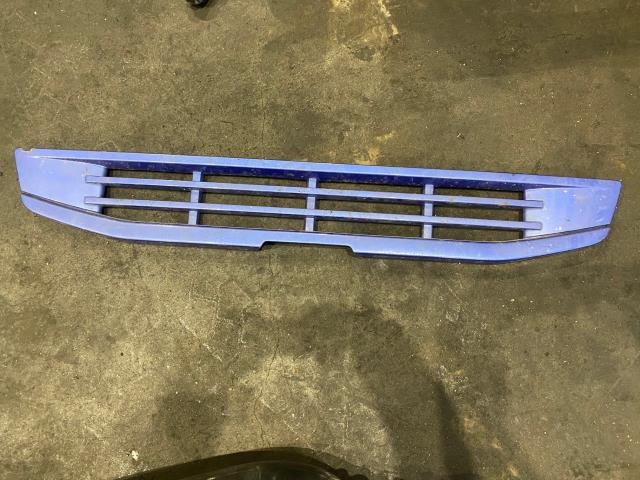 Grill midt til Lastebil Volvo FM, 2014-2020 (Versjon 4) (Versjon 4) (VOLVO|)