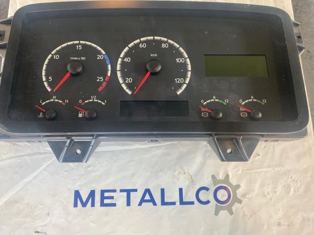Instrumentpanel til Buss Scania K, 2006-->>  (SCANIA|1796373)