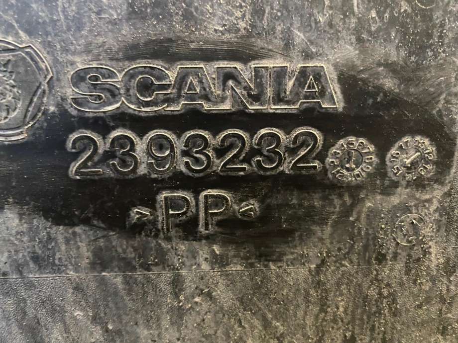 AdBlue tank til Lastebil Scania PGRT-Serie R 2003-2015  (SCANIA|2393232|2140810|2722701)