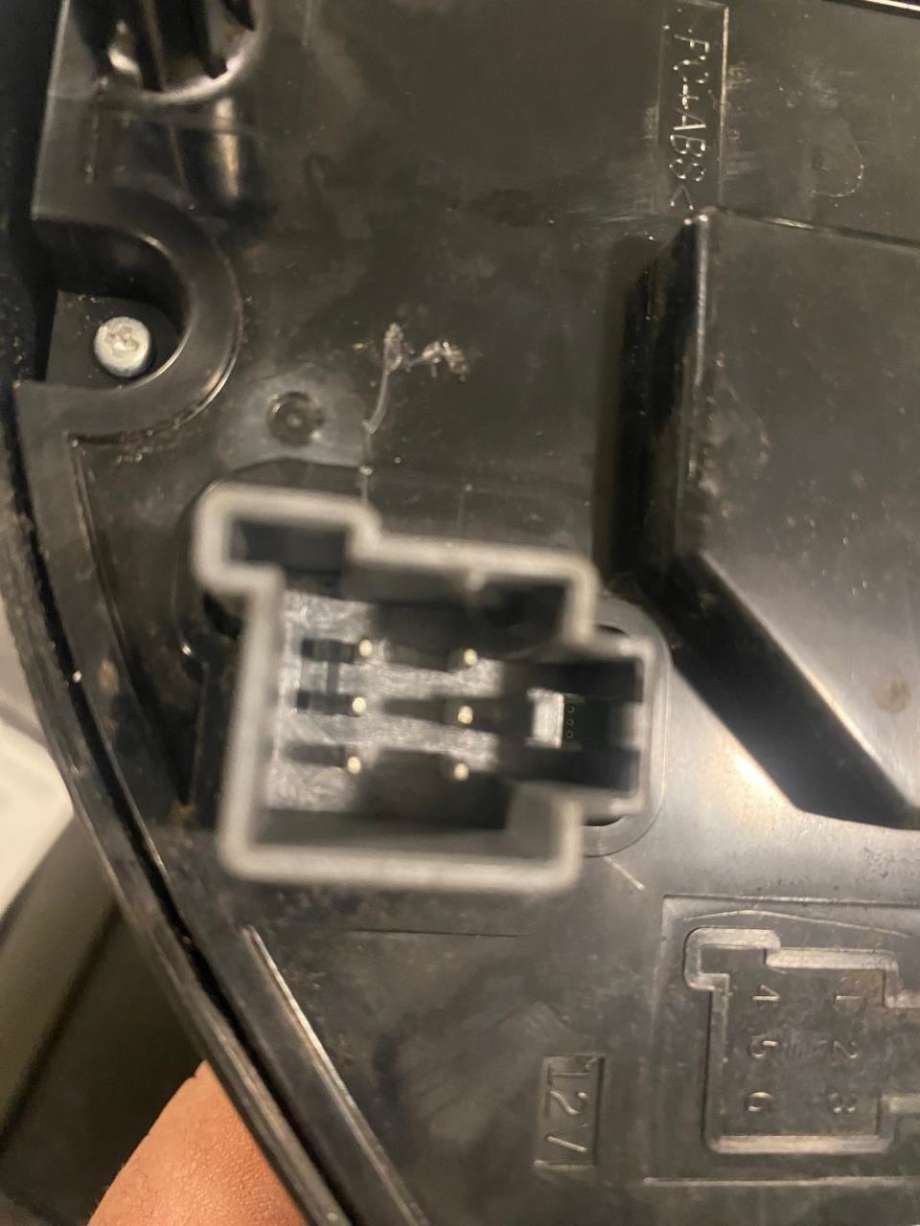 Bilstereo betjeningspanel til Lastebil Volvo FM 2014-2020 (Versjon 4) (Versjon 4) (VOLVO|22131039|)