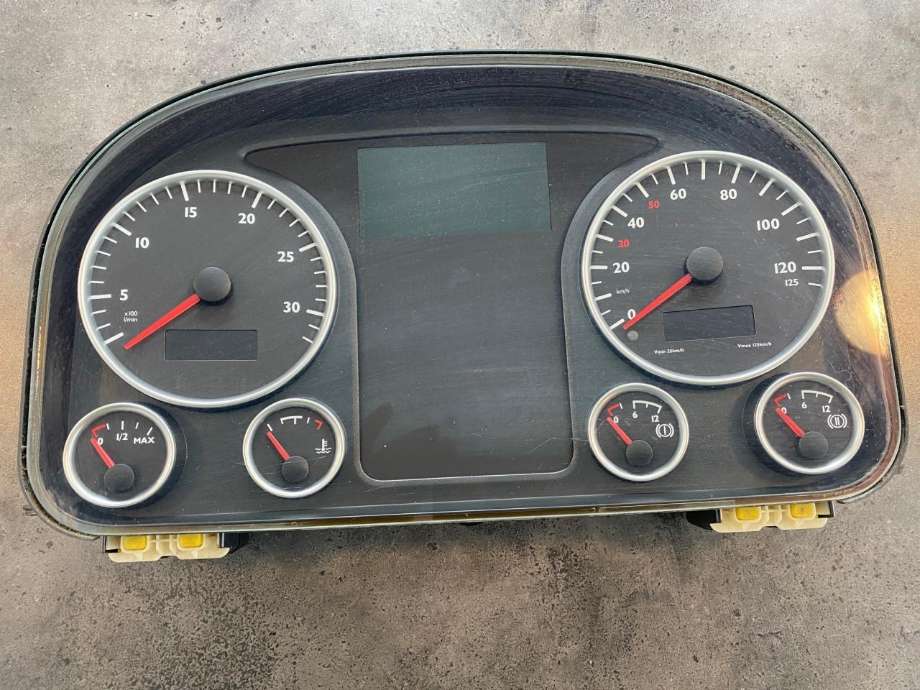 Instrumentpanel til Lastebil MAN TGM, 2005-->>  (MAN|81.27202-6265)