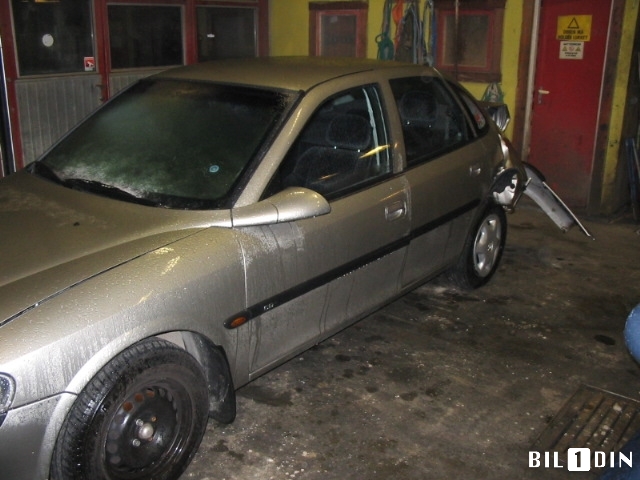 Opel Vectra B 1996-2001 , Motorkode: , Girkassekode: 