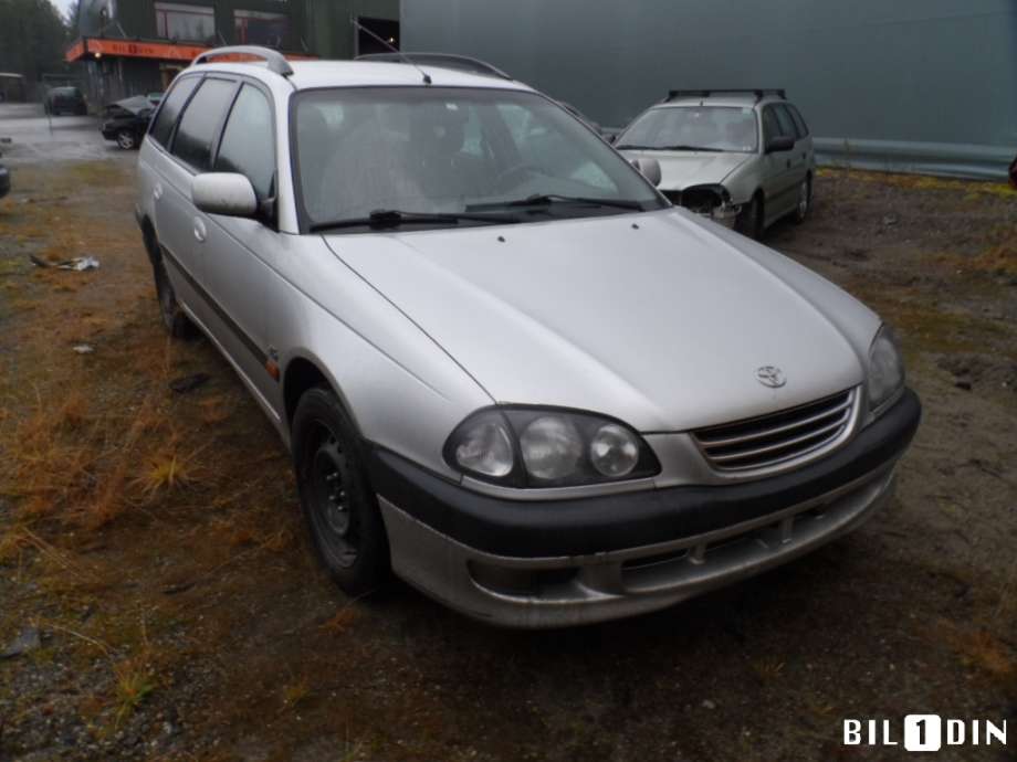 Toyota Avensis 2000-2003 (Type I, Fase 2) , Motorkode: 1CD-FTV, Girkassekode: 30300-2B860