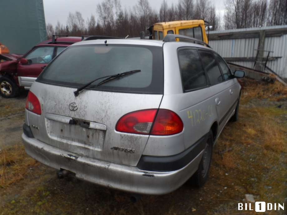 Toyota Avensis 2000-2003 (Type I, Fase 2) , Motorkode: 1CD-FTV, Girkassekode: 30300-2B860